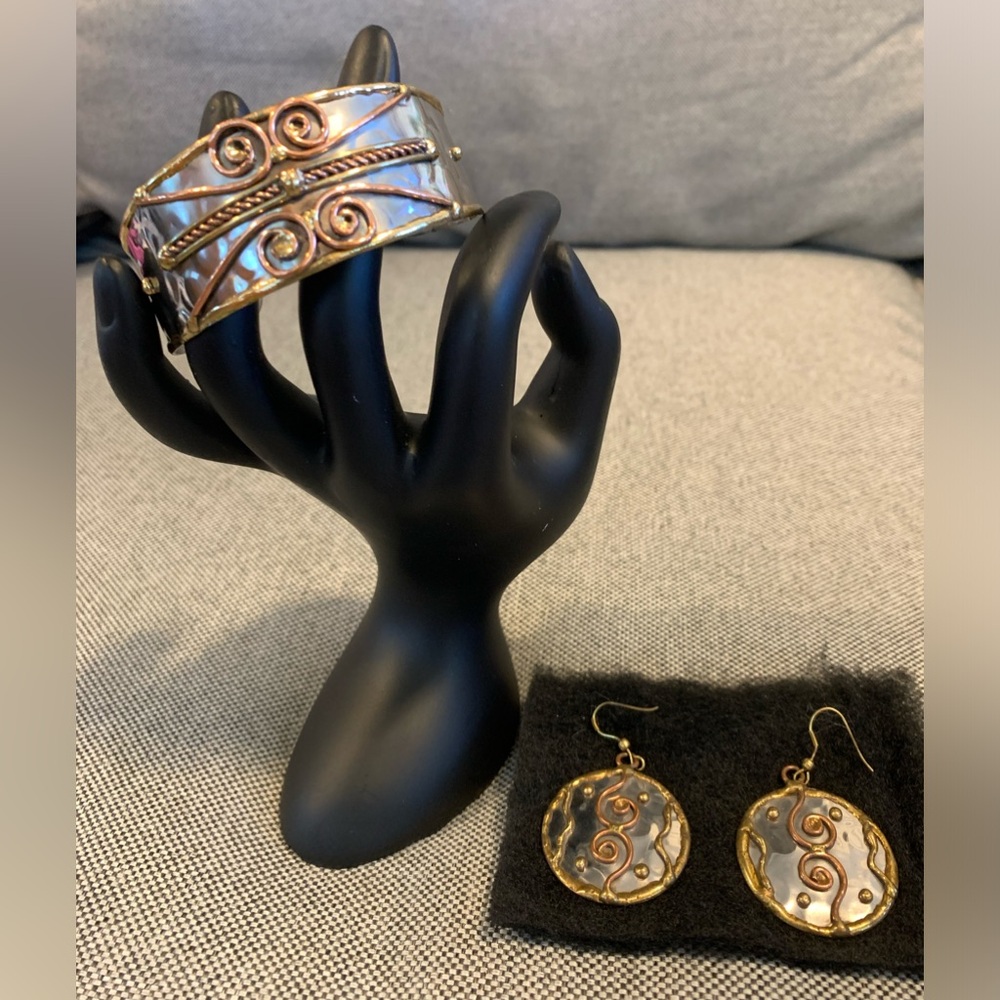 Beautiful Handmade Cuff Bracelet w/Matching Earrings